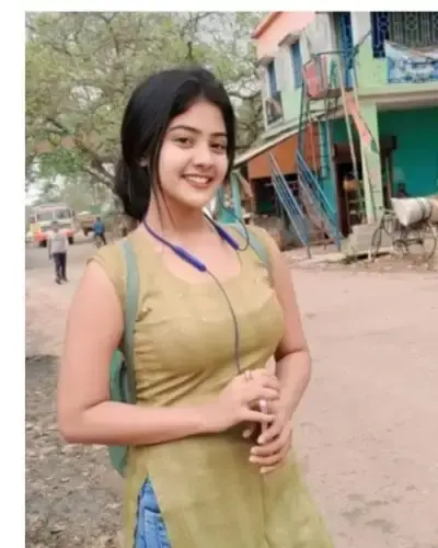 Escort In Etah